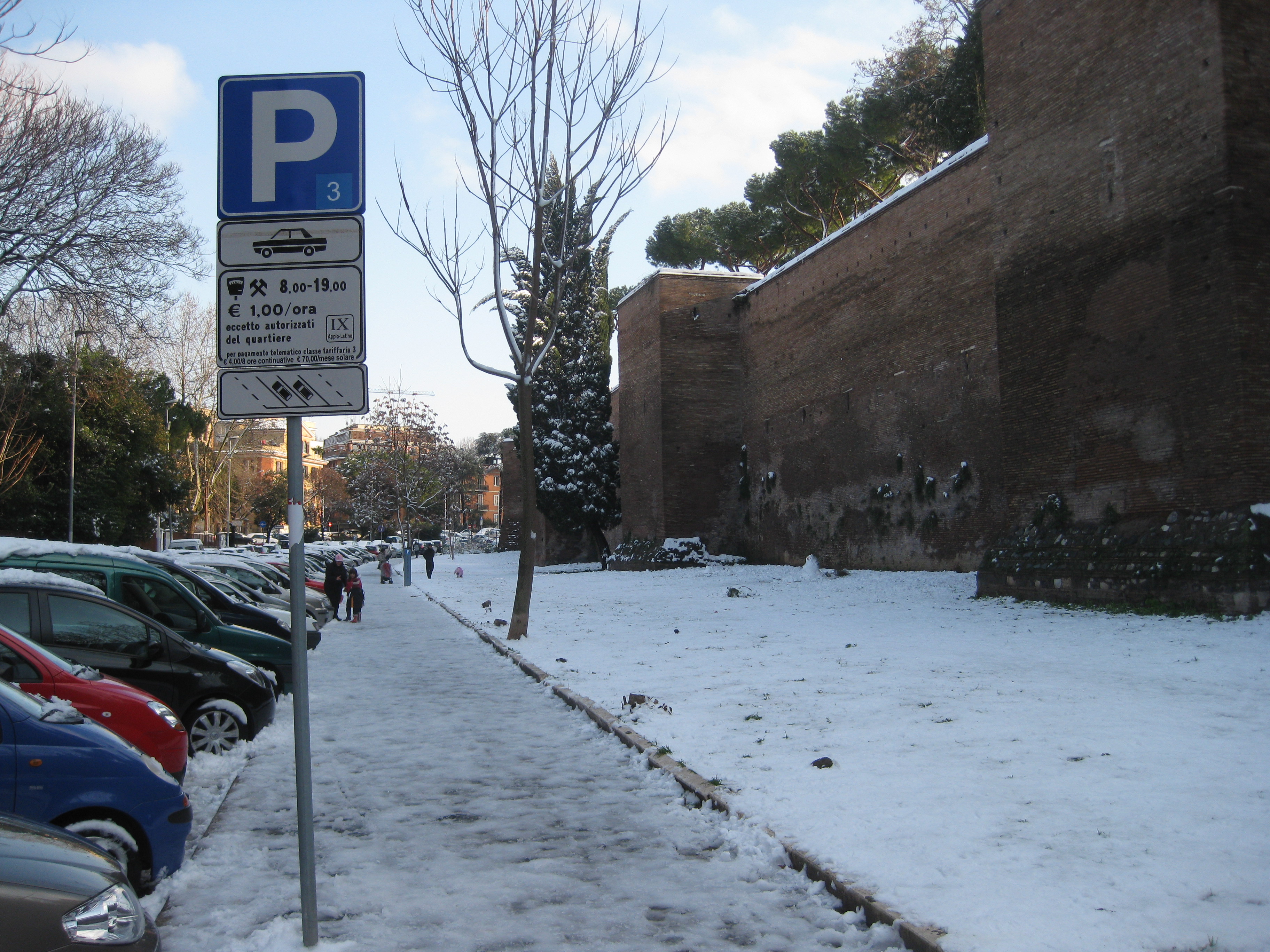 La neve a Porta Metronia