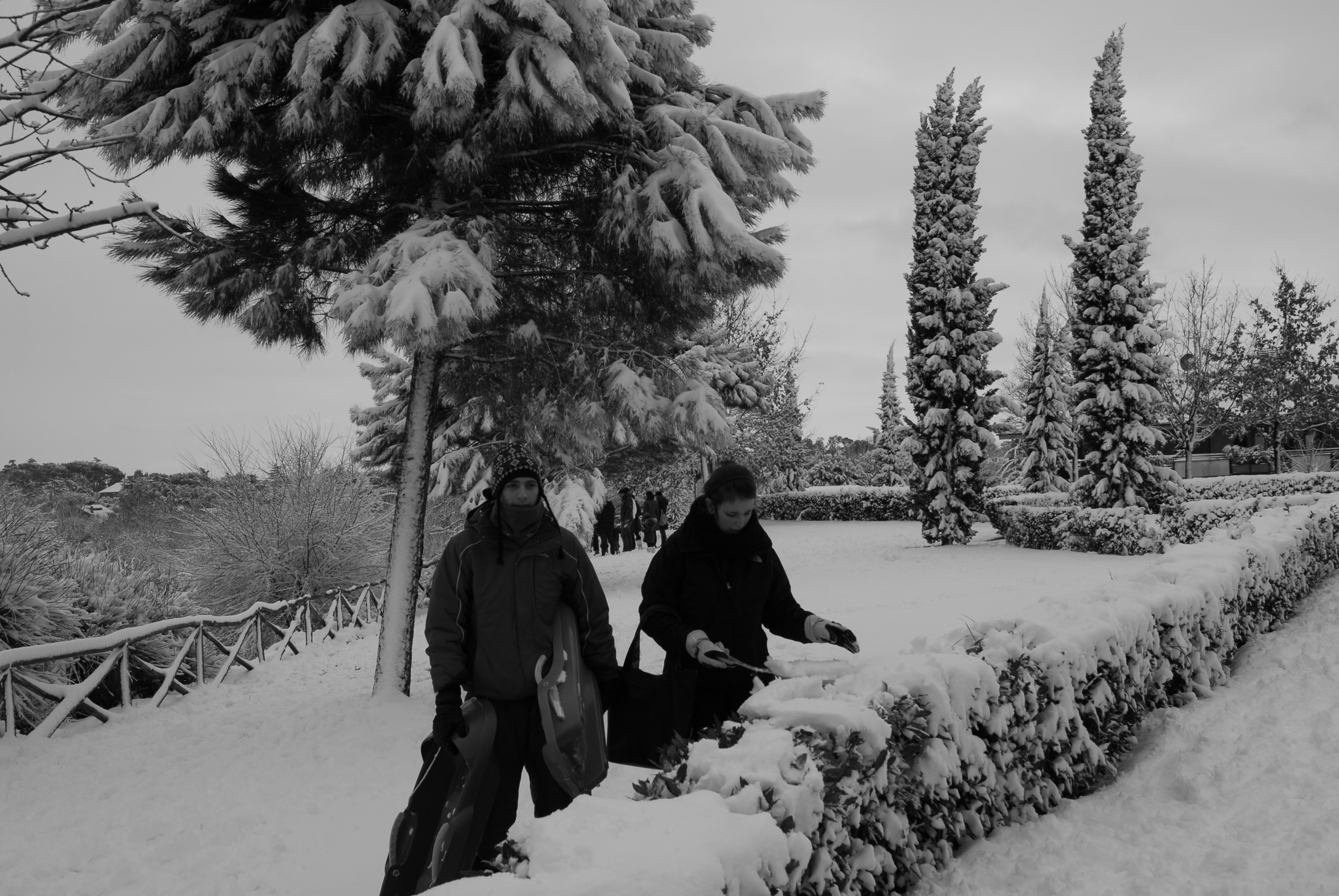 Bianco e.. neve e luce a Roma. 