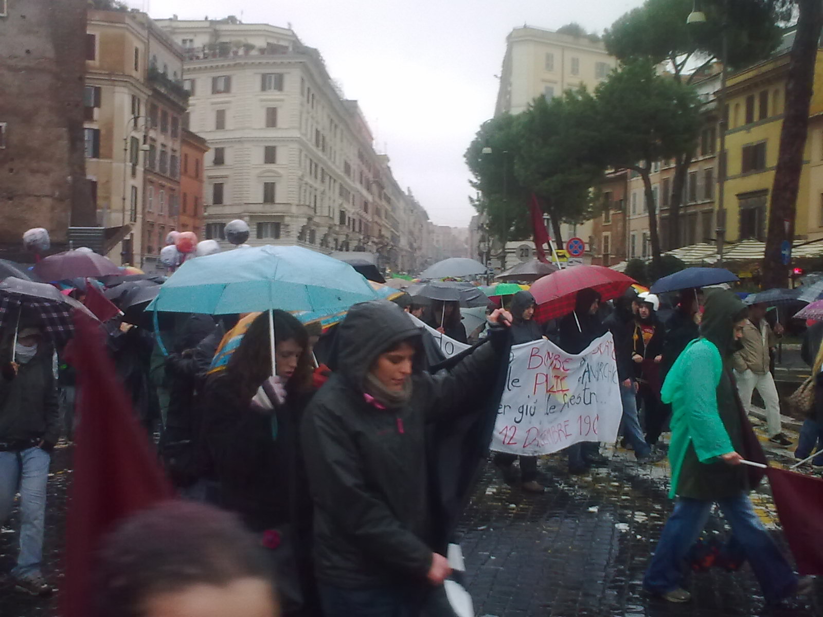 Sciopero generale 12 Dicembre - I cortei a Roma