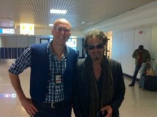 Roberto incontra il suo amico Al Pacino all'aeroporto